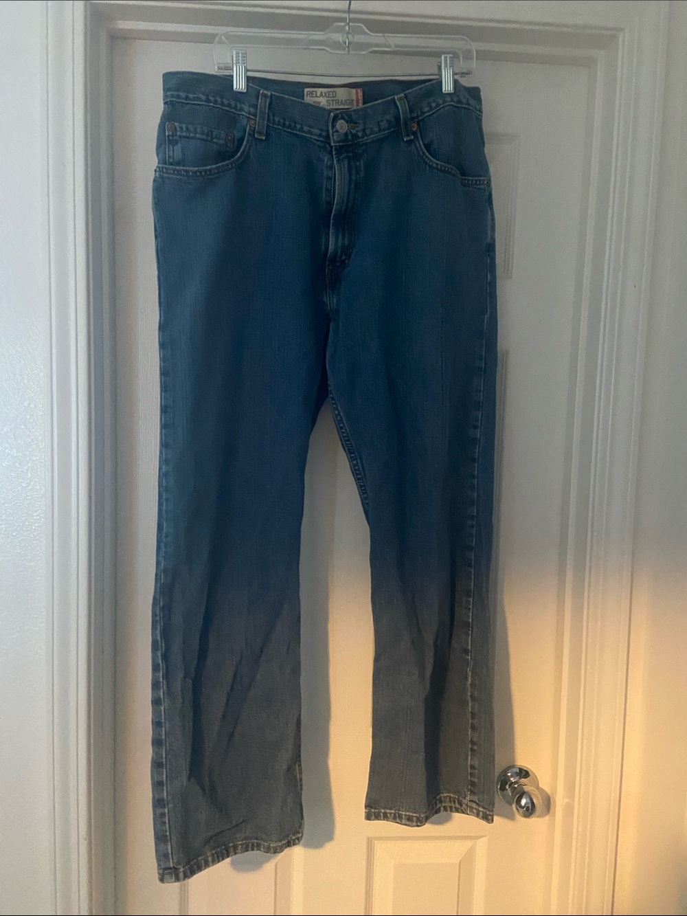 Levi's Relaxed Fit Jeans in Dark Blue